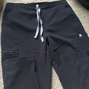 Figs women’s scrub pants